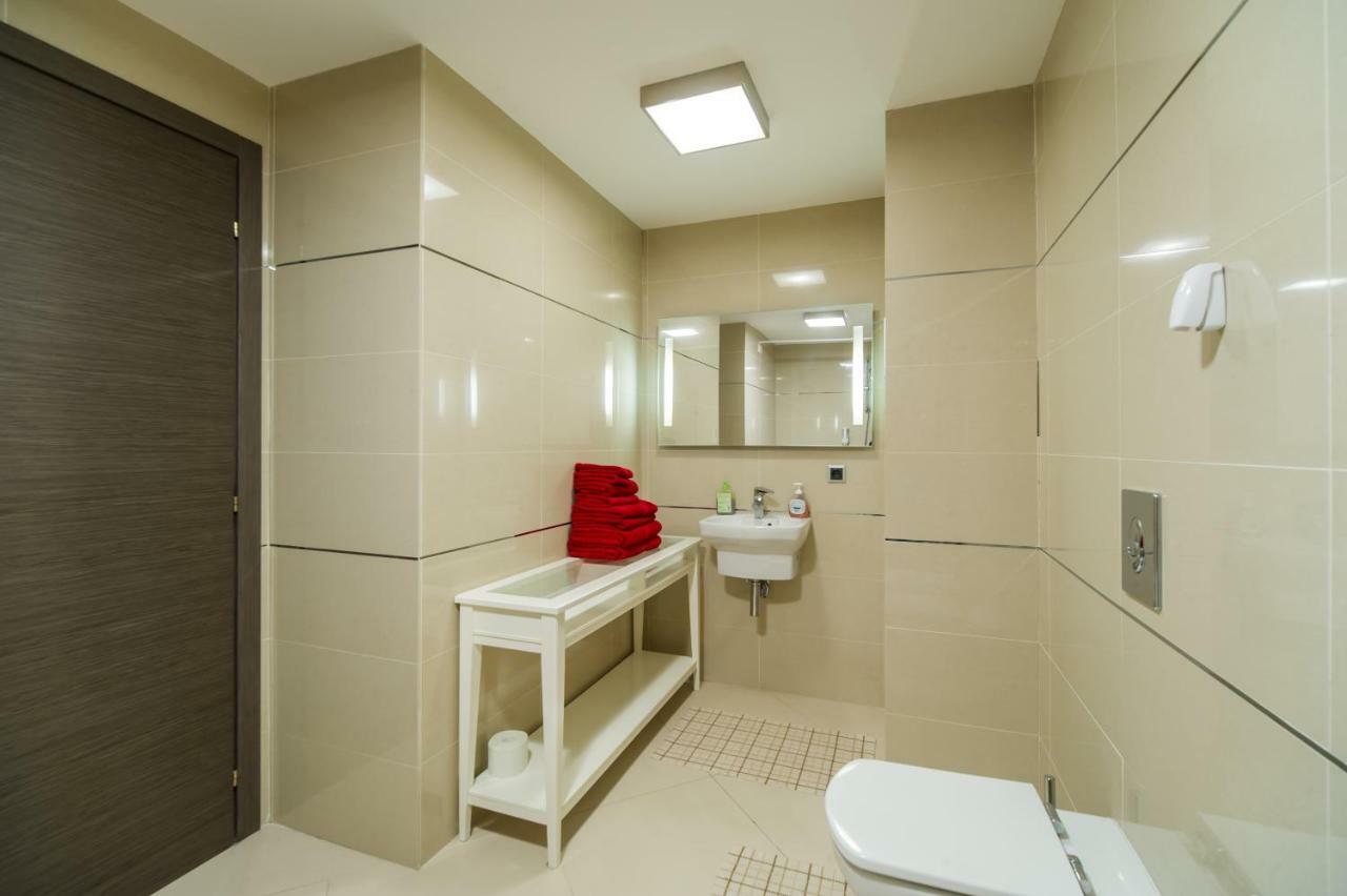 Charming 3-bedroom Appartement *